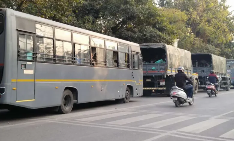 हल्द्वानी हिंसा: हल्द्वानी पहुंचने लगी पैरामिलिट्री फोर्स