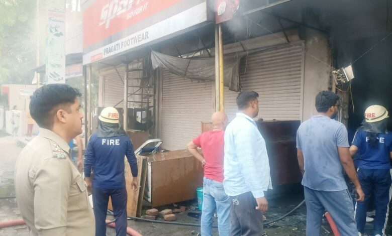 दुकान में लगी आग, सामान जलकर राख