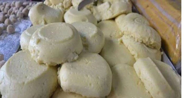 खाघ विभाग की टीम मिली बड़ी कामयाबी : 200 किलो नकली मावा पकड़ा खाघ विभाग की टीम मिली बड़ी कामयाबी : 200 किलो नकली मावा पकड़ा