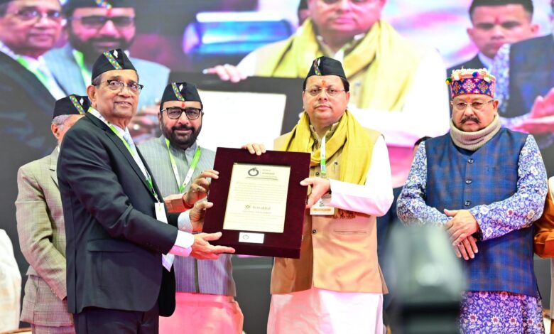 उत्तराखंड लागू करेगा देश की प्रथम योग नीति : मुख्यमंत्री उत्तराखंड लागू करेगा देश की प्रथम योग नीति : मुख्यमंत्री