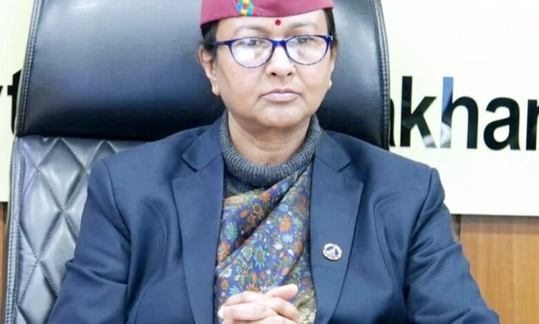 कार्यस्थल पर यौन उत्पीड़न से सम्बन्धित शिकायतों के सम्बन्ध में रिपोर्ट तलब