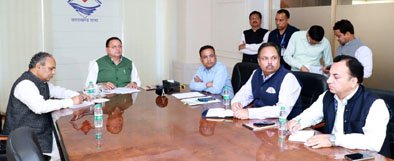 लंबित समस्याओं के समाधान में तेजी लाने के निर्देश