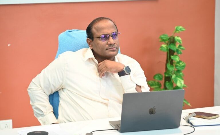 SIR पर सीईओ ने जिलाधिकारियों के साथ की समीक्षा बैठक SIR पर सीईओ ने जिलाधिकारियों के साथ की समीक्षा बैठक