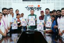 सीएम धामी के पांच साल के कार्यकाल की उपलब्धियों पर विशेष एल्बम गीत का विमोचन
