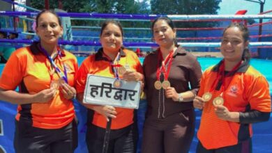 हरिद्वार पुलिस की महिला खिलाड़ियों का जलवा, कुश्ती-आर्म रेस्लिंग में जीते 9 पदक