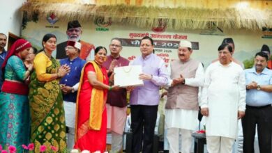 मुख्यमंत्री उद्यमशाला चौपाल- 2026 में सीएम धामी ने किया लखपति दीदियों और महिला उद्यमियों का सम्मान