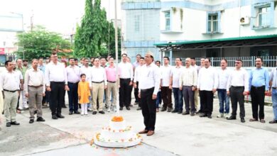स्वतंत्रता दिवस के अवसर पर महानिदेशक बंशीधर तिवारी ने किया ध्वजारोहण